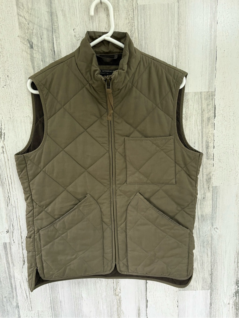 J. Crew Men’s Size Small Sussex Quilted Full Zip Vest In Olive